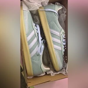 Adidas OG Samba Sage green with gum bottom Men 8 Women’s 9.5